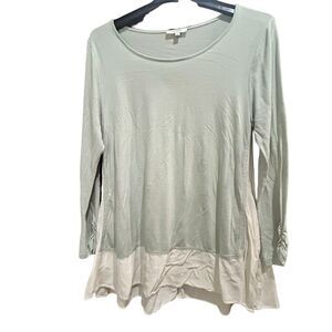 Umgee Women’s Tunic Size Large Sage Green Ivory White Long Sleeve